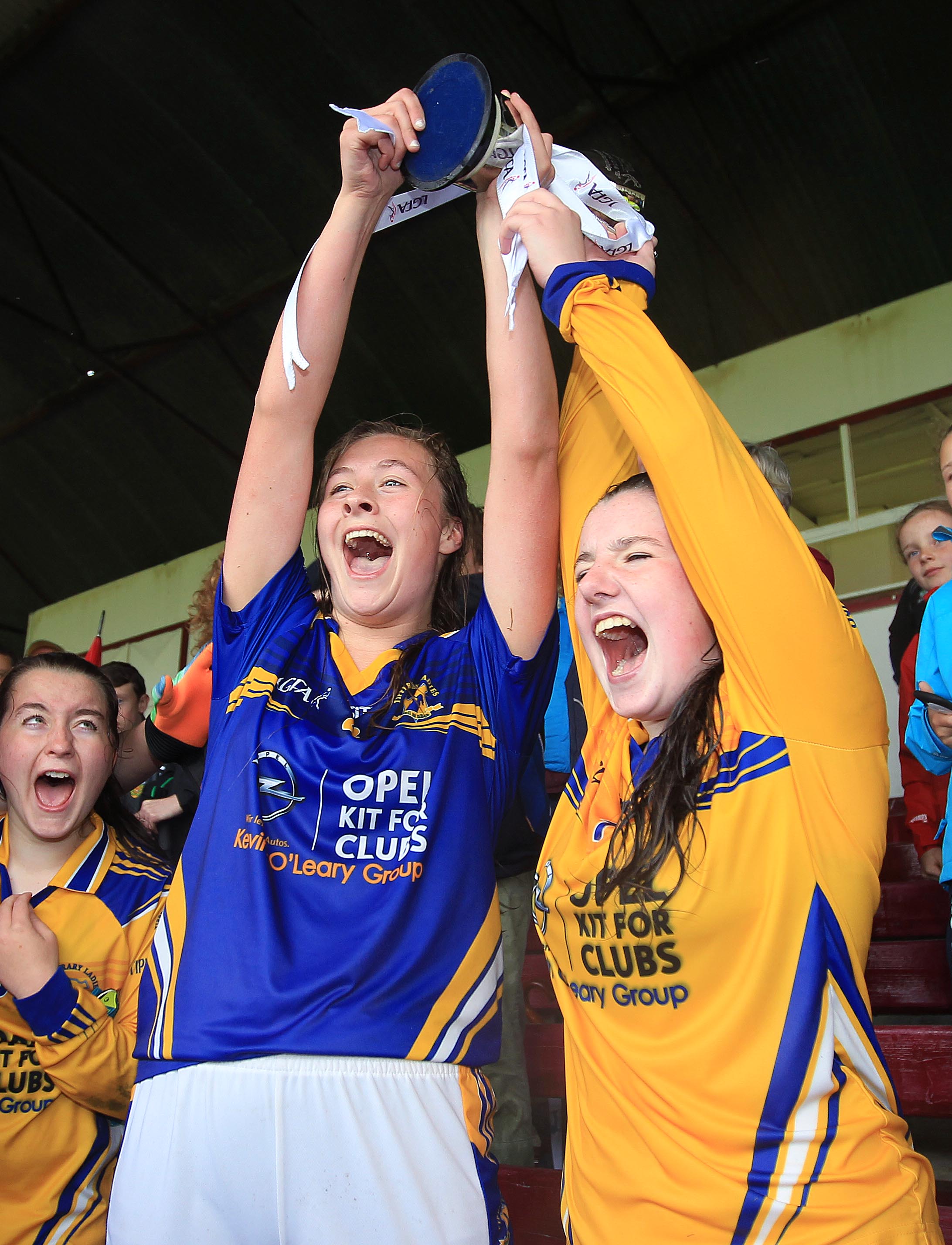 All Ireland U-14 B Final Replay, Tuam Stadium Galway 11/7/2015 Donegal v Tipperary Tipperary's Marie Creedon and Nicola O'Dwyer lift the trophy Pic : Lorraine O'Sullivan