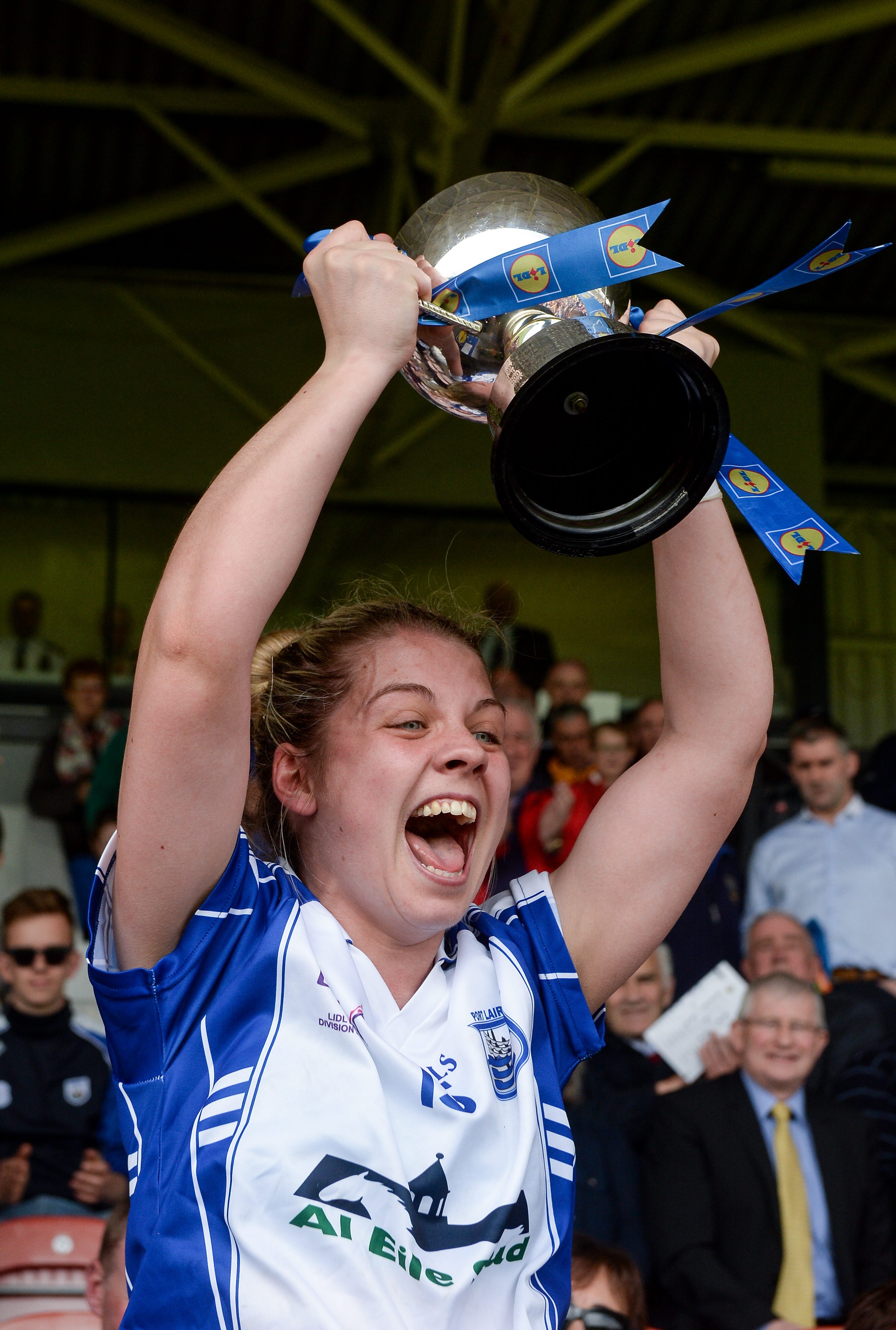 8 May 2016; Waterford captain Sinéad Ryan lifts the cup after the game. Lidl Ladies Football National League, Division 3, Final Replay, Tipperary v Waterford. Semple Stadium, Thurles, Co. Tipperary. Picture credit: Piaras Ó Mídheach / SPORTSFILE *** NO REPRODUCTION FEE ***