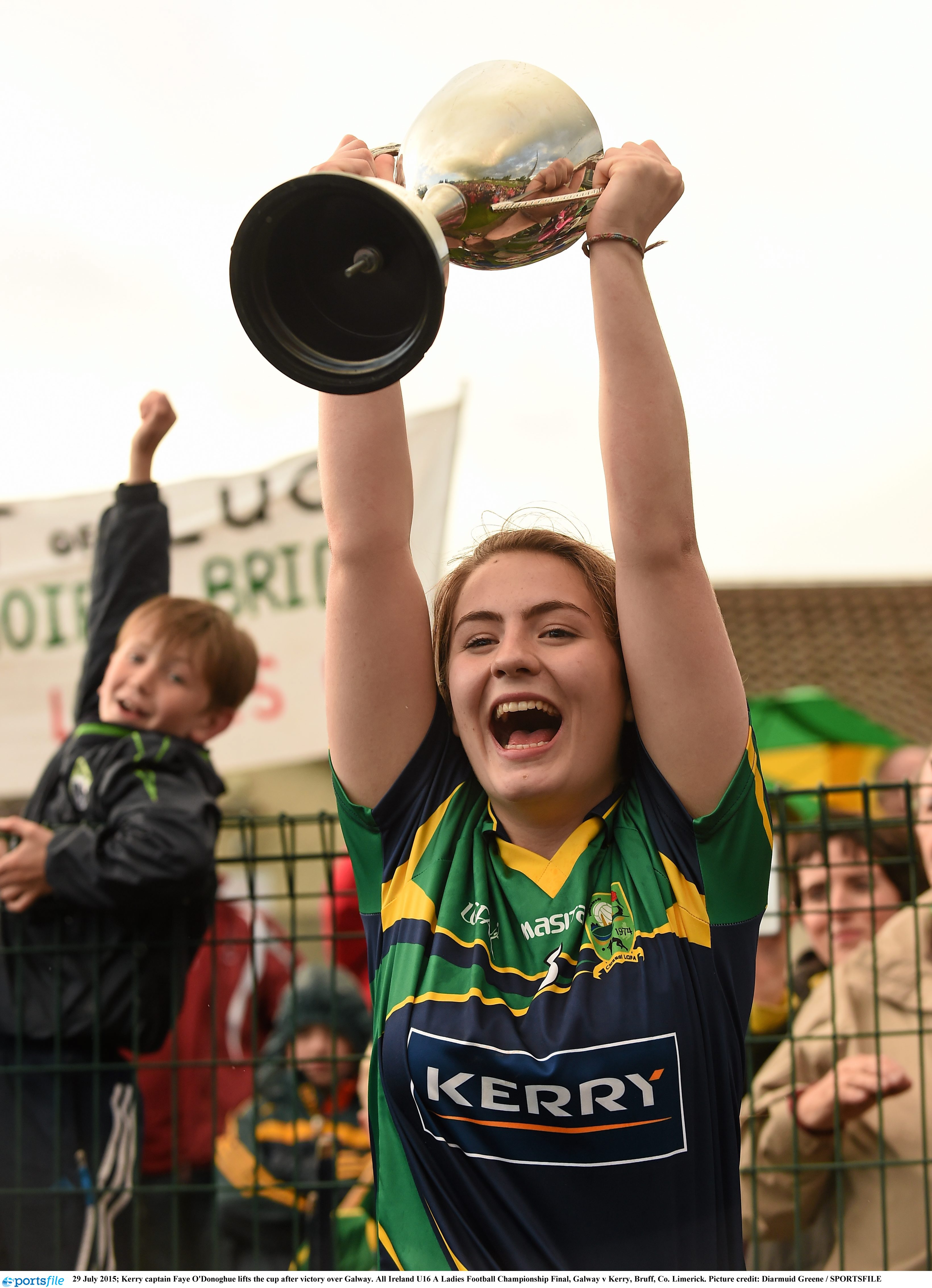 29 July 2015; Kerry captain Faye O'Donoghue lifts the cup after victory over Galway. All Ireland U16 A Ladies Football Championship Final, Galway v Kerry, Bruff, Co. Limerick. Picture credit: Diarmuid Greene / SPORTSFILE